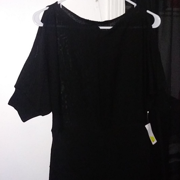 Genit - Picture 4 of 6